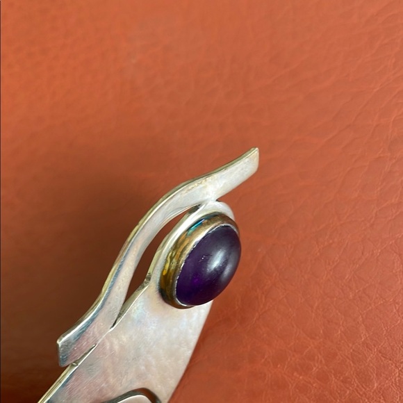 Silver Pendant with Purple Stone - Picture 4 of 5